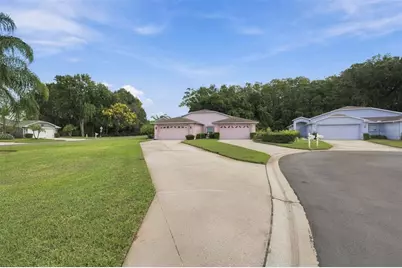 11624 Foxworth Lane, New Port Richey, FL 34654 - Photo 34