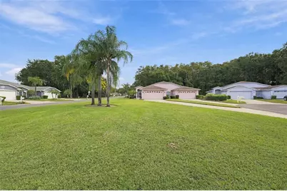 11624 Foxworth Lane, New Port Richey, FL 34654 - Photo 32