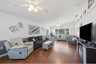 11624 Foxworth Lane, New Port Richey, FL 34654 - Photo 16