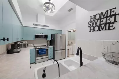 11624 Foxworth Lane, New Port Richey, FL 34654 - Photo 8