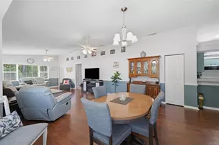 11624 Foxworth Ln, New Port Richey, FL 34654 - Photo 14