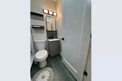319 20th Avenue S, Saint Petersburg, FL 33705 - Photo 12