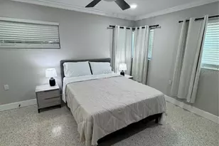 319 20th Ave S, Saint Petersburg, FL 33705 - Photo 22