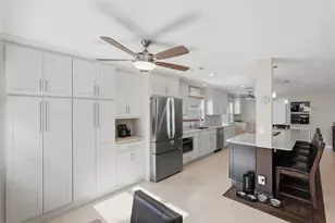 5860 Bayshore Dr, Seminole, FL 33772 - Photo 10