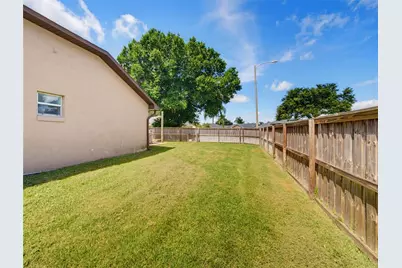 5719 Sweetheart Court, Saint Cloud, FL 34772 - Photo 14