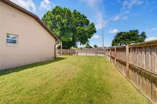 5719 Sweetheart Ct, Saint Cloud, FL 34772 - Photo 14