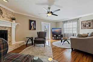 9158 Blind Pass Rd, Saint Pete Beach, FL 33706 - Photo 20