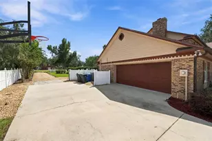 115 Hickory Creek Dr, Brandon, FL 33511 - Photo 10