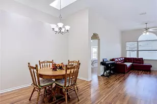 5818 Azure Dr, Wesley Chapel, FL 33545 - Photo 6