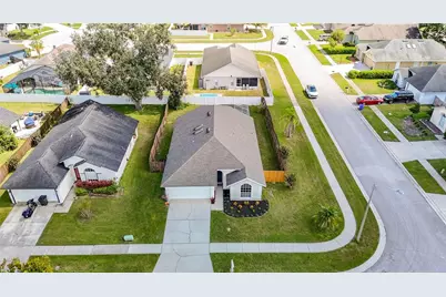 5818 Azure Drive, Wesley Chapel, FL 33545 - Photo 2