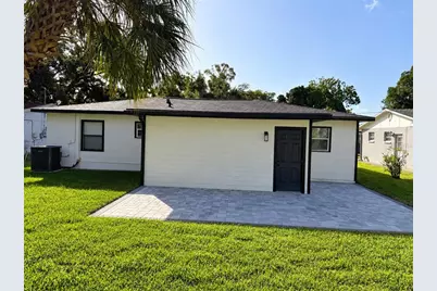 745 63rd Avenue S, Saint Petersburg, FL 33705 - Photo 16
