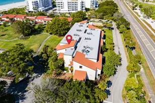 2055 Gulf of Mexico Dr, Longboat Key, FL 34228 - Photo 10