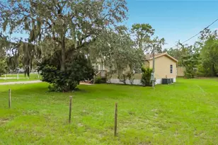 1484 Aladdin Rd, Spring Hill, FL 34609 - Photo 8