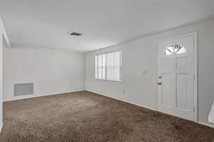 3350 Wiltshire Dr, Holiday, FL 34691 - Photo 10