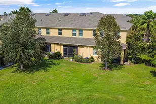 2011 Hawks View Dr, Ruskin, FL 33570 - Photo 28