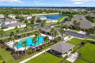 2011 Hawks View Dr, Ruskin, FL 33570 - Photo 42