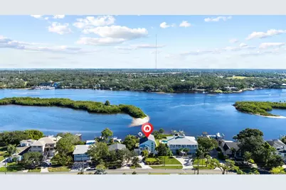 1512 Riverside Drive, Tarpon Springs, FL 34689 - Photo 2