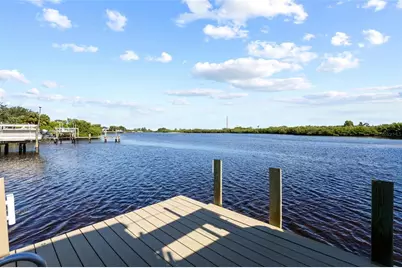 1512 Riverside Drive, Tarpon Springs, FL 34689 - Photo 8