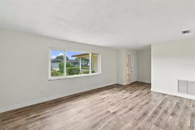 13823 Wildwood Drive, Largo, FL 33774 - Photo 10