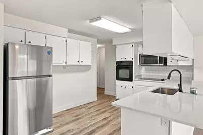 13823 Wildwood Drive, Largo, FL 33774 - Photo 14