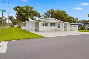 4722 Autumn Palm Dr, Zephyrhills, FL 33542 - Photo 2