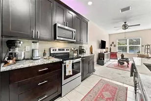 9234 Stone River Pl, Riverview, FL 33578 - Photo 10