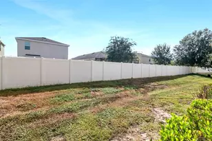 233 Penmark Stone Pl, Valrico, FL 33594 - Photo 32