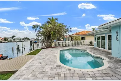 11425 5th Street E, Treasure Island, FL 33706 - Photo 28