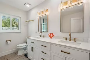 11425 5th St E, Treasure Island, FL 33706 - Photo 22