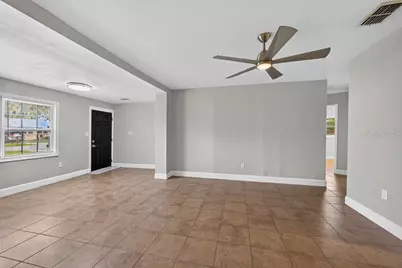 725 Strain Boulevard, Lakeland, FL 33815 - Photo 8