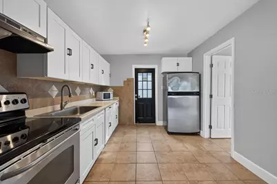 725 Strain Boulevard, Lakeland, FL 33815 - Photo 14