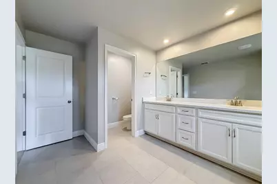 6076 Grand Sonata Avenue, Lutz, FL 33558 - Photo 32