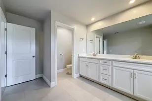 6076 Grand Sonata Ave, Lutz, FL 33558 - Photo 32
