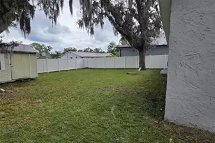 [Address not provided], Tampa, FL 33617 - Photo 10