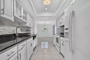 2329 Lancaster Dr, Sun City Center, FL 33573 - Photo 14