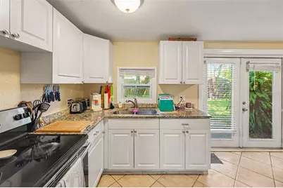 10151 114th Terrace N, Largo, FL 33773 - Photo 6