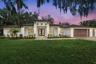 17505 Canal Shores Dr, Odessa, FL 33556 - Photo 1