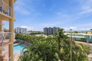 11605 Gulf Blvd, Treasure Island, FL 33706 - Photo 12