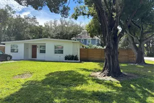 2822 W Leila Ave, Tampa, FL 33611 - Photo 2