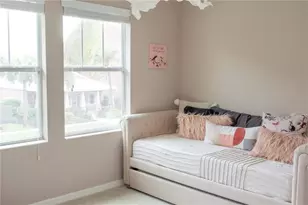 1040 10th St N, Saint Petersburg, FL 33705 - Photo 22