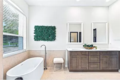 4505 Bloomsbury Court, Tampa, FL 33624 - Photo 20