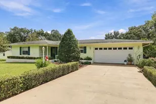 911 E Harvard St, Inverness, FL 34452 - Photo 2