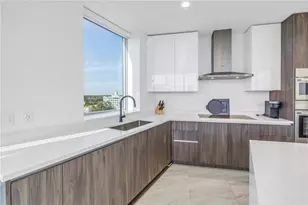 777 3rd Ave N, Saint Petersburg, FL 33701 - Photo 8