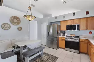 12402 Tree Pointe Ct, Riverview, FL 33578 - Photo 10