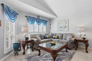 12402 Tree Pointe Ct, Riverview, FL 33578 - Photo 4