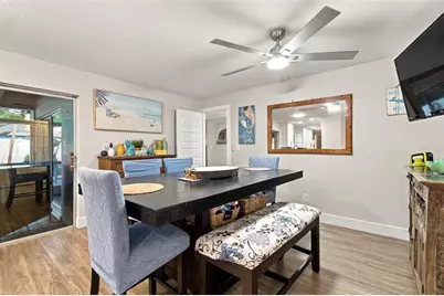 8401 Boulder Place, Tampa, FL 33615 - Photo 12