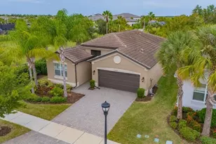 15479 Santa Pola Dr, Wimauma, FL 33598 - Photo 2