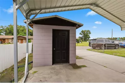 201 E Wheeler Road, Seffner, FL 33584 - Photo 28