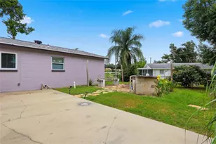 201 E Wheeler Rd, Seffner, FL 33584 - Photo 4