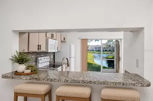 6229 Bayside Key Dr, Tampa, FL 33615 - Photo 14